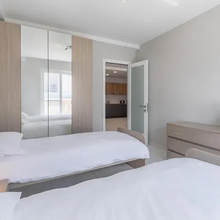 Your Home Away From Home - Top Floor Apt Close To The Beach & Entertainment Is-Swieqi Exterior photo